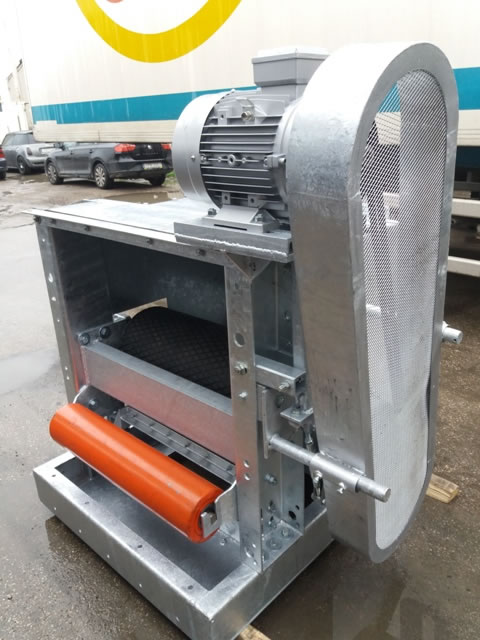 Drive head of a belt conveyor