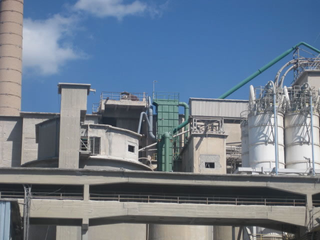 Dedusting of different positions in a cement factory