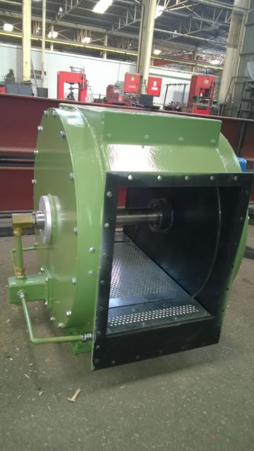 Rotary bottom discharger for air slides