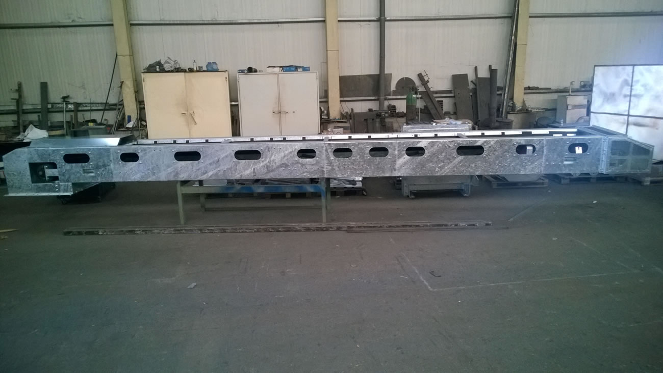 Hot deep galvanised belt conveyors